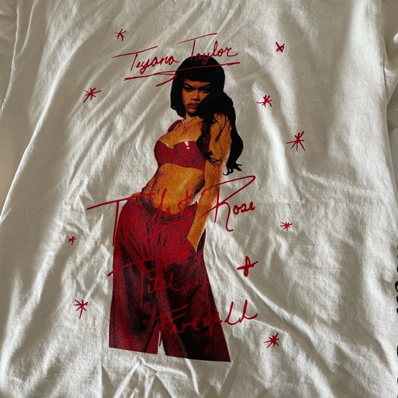 The Last Rose Petal Farewell Tour - Teyana Taylor Ivory Short Sleeve Tee… - Picture 4 of 4